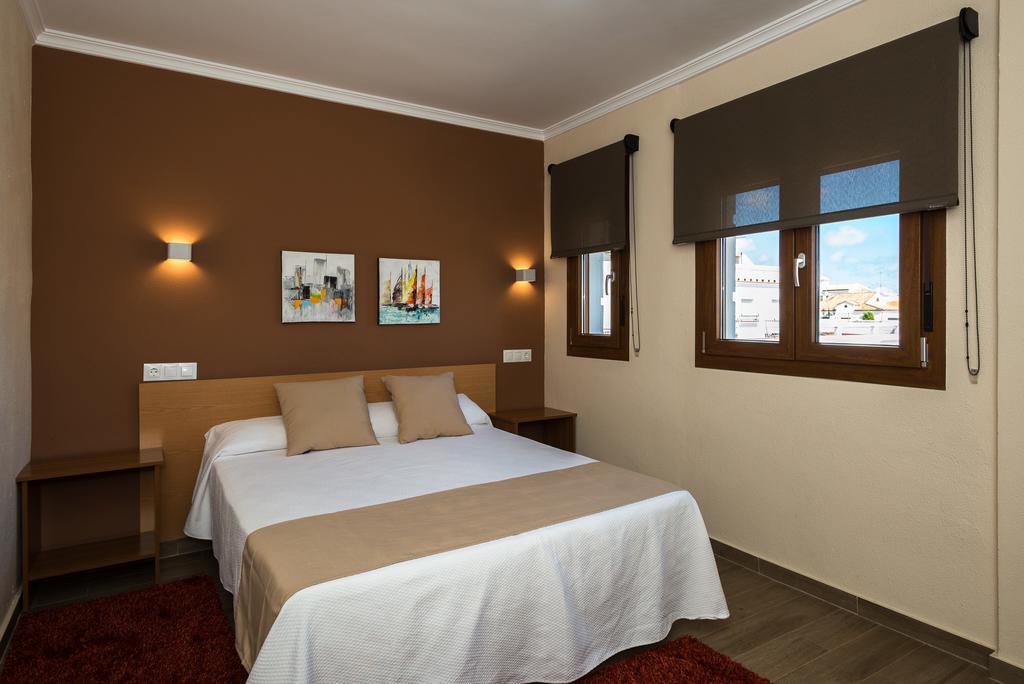 H. Ciudad De Lepe Hotell Exteriör bild